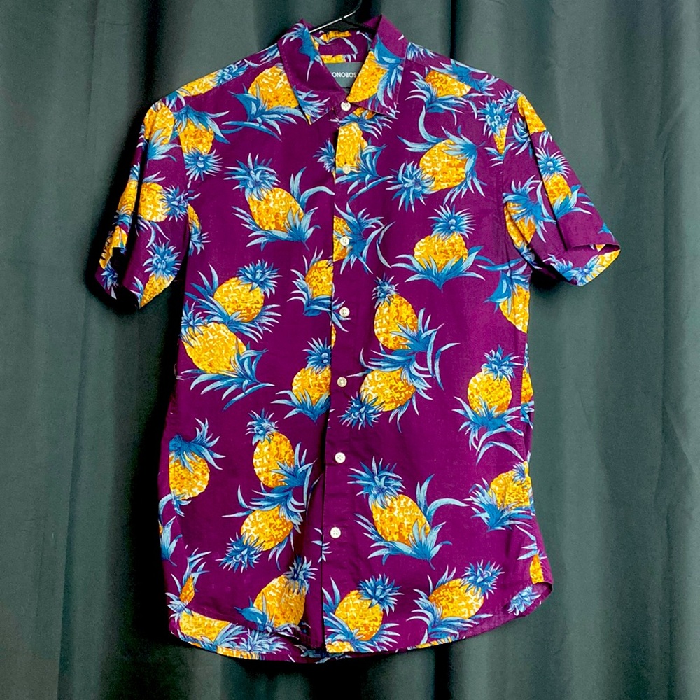 Bonobos Slim Fit Riviera Shirt Size Small in Maroon with Pineapple Print